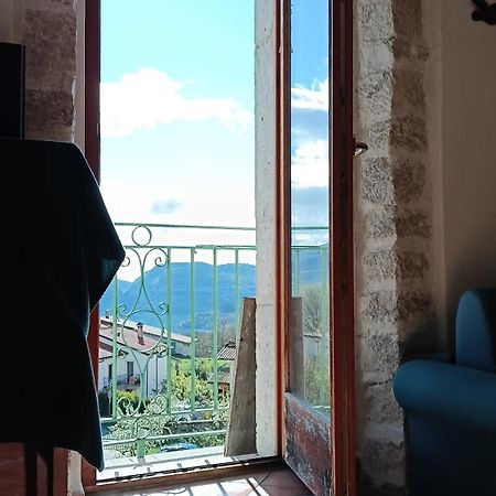 Casa Con Vista Lago, Civitella Alfedena Luaran gambar